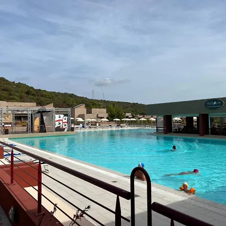 Asfodeli Cugnana Costa Smeralda 아파트